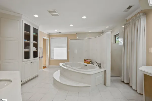 $895,000 | 126 Shannon Lake Circle, Greenville, SC 29615