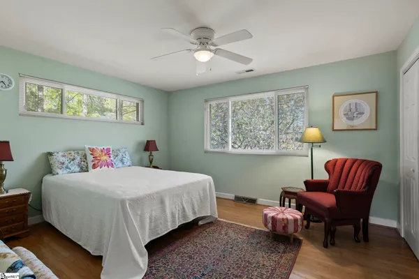$895,000 | 126 Shannon Lake Circle, Greenville, SC 29615