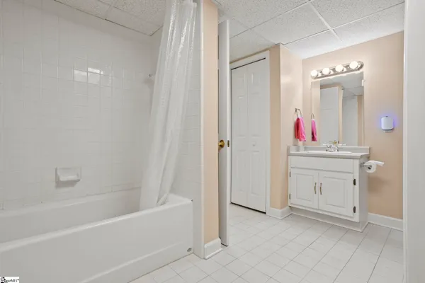 $895,000 | 126 Shannon Lake Circle, Greenville, SC 29615