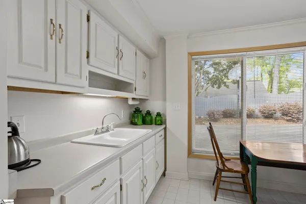 $895,000 | 126 Shannon Lake Circle, Greenville, SC 29615