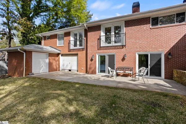 $895,000 | 126 Shannon Lake Circle, Greenville, SC 29615