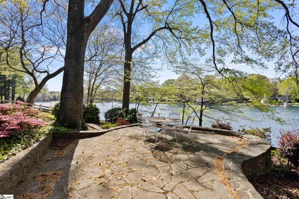 $895,000 | 126 Shannon Lake Circle, Greenville, SC 29615