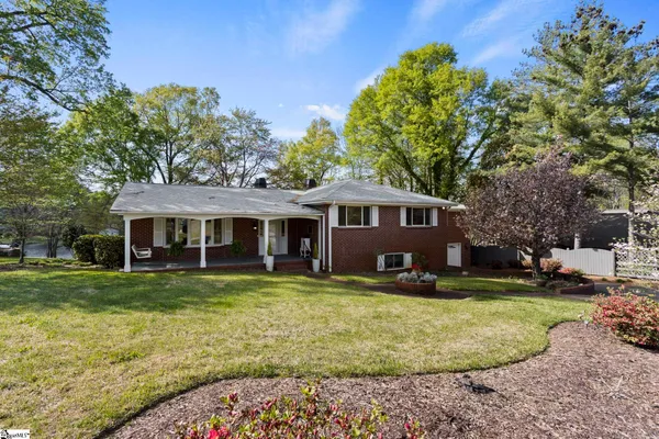 $895,000 | 126 Shannon Lake Circle, Greenville, SC 29615