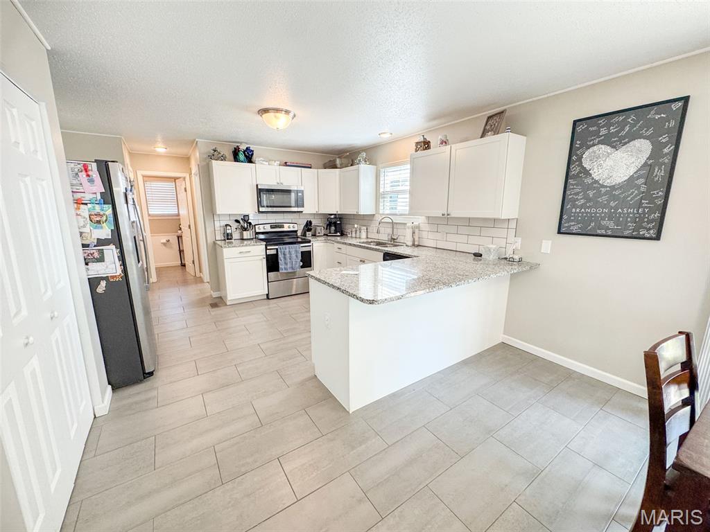 331 Logan Drive O'Fallon, IL 62269 - Photo 16 of 49