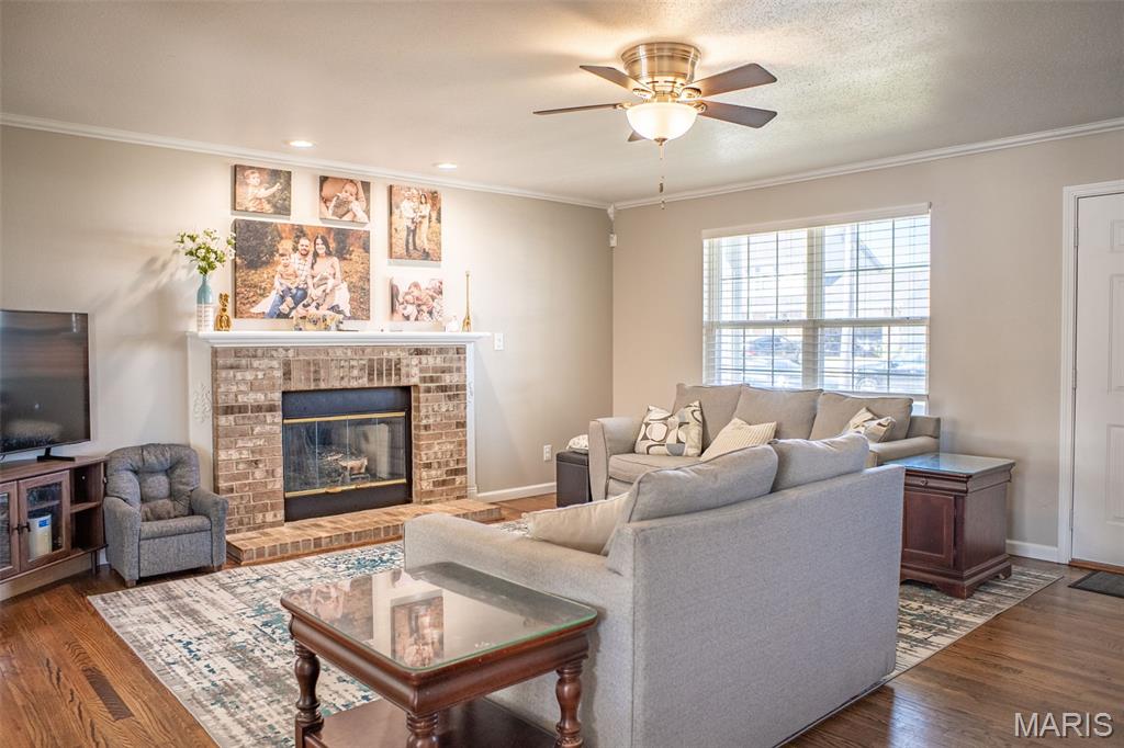 331 Logan Drive O'Fallon, IL 62269 - Photo 9 of 49