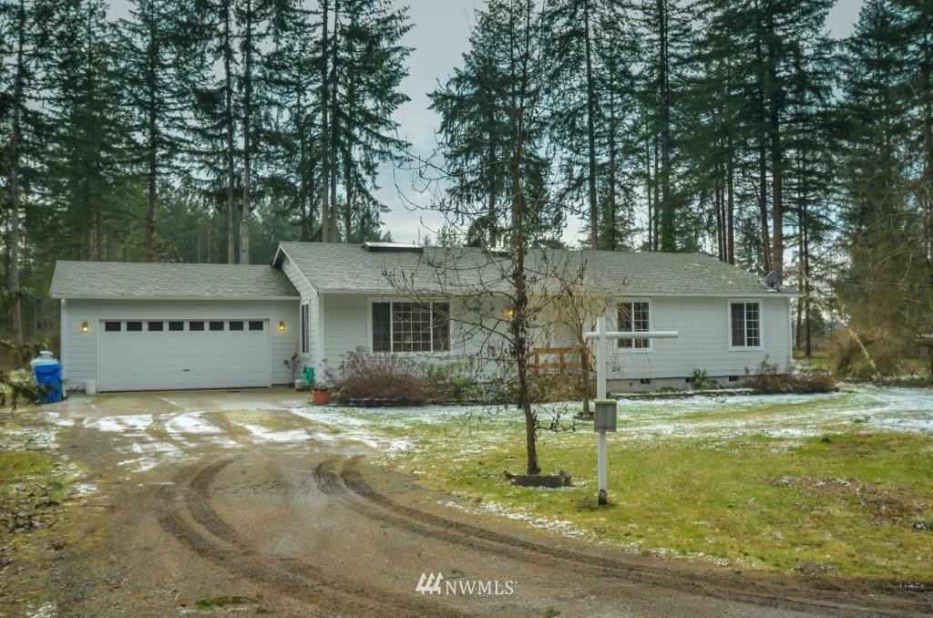 17336 Jordan Street Southwest Rochester, WA 98579 - Photo 2 of 25