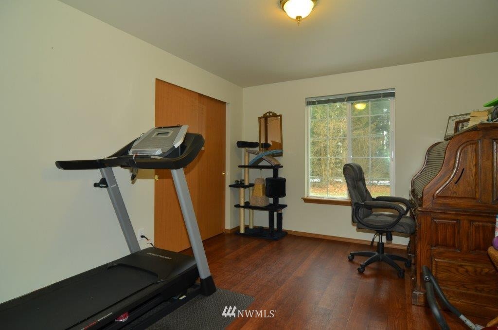 17336 Jordan Street Southwest Rochester, WA 98579 - Photo 18 of 25