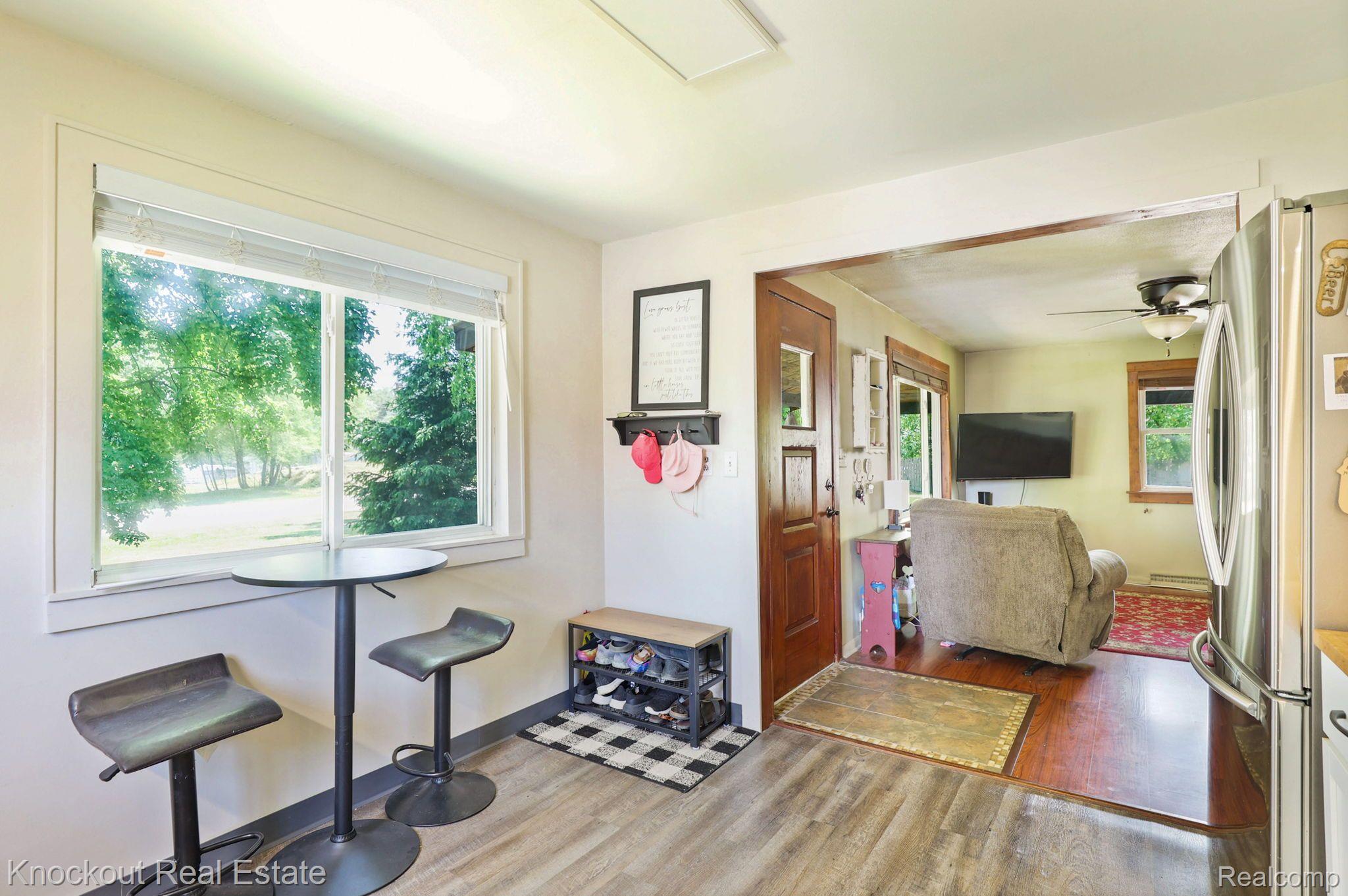 9478 Bray Road Millington, MI 48746 - Photo 15 of 39 Gallery Image 15