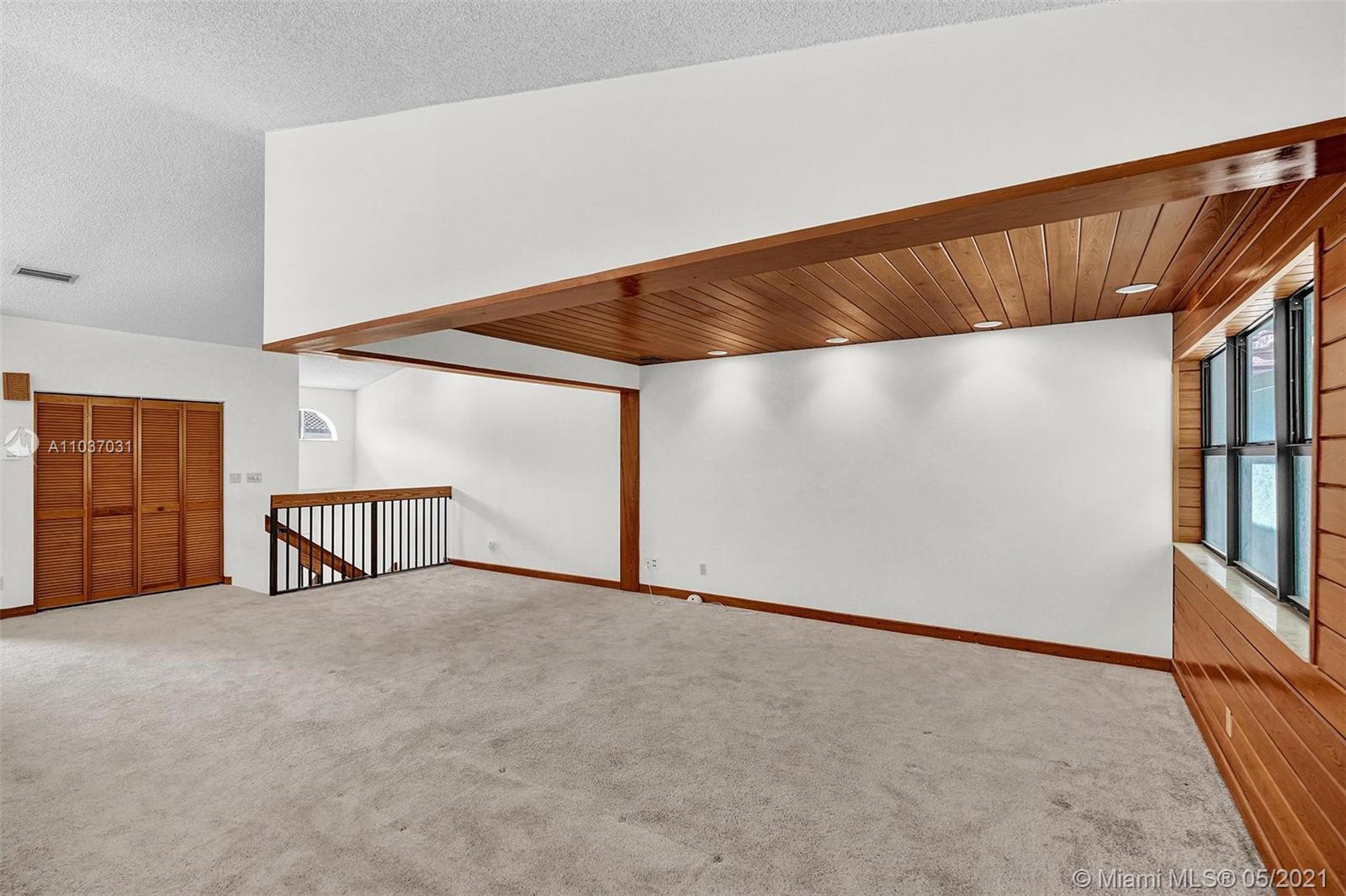 339 Ives Dairy Road, Unit 393 Miami, FL 33179 - Photo 16 of 49