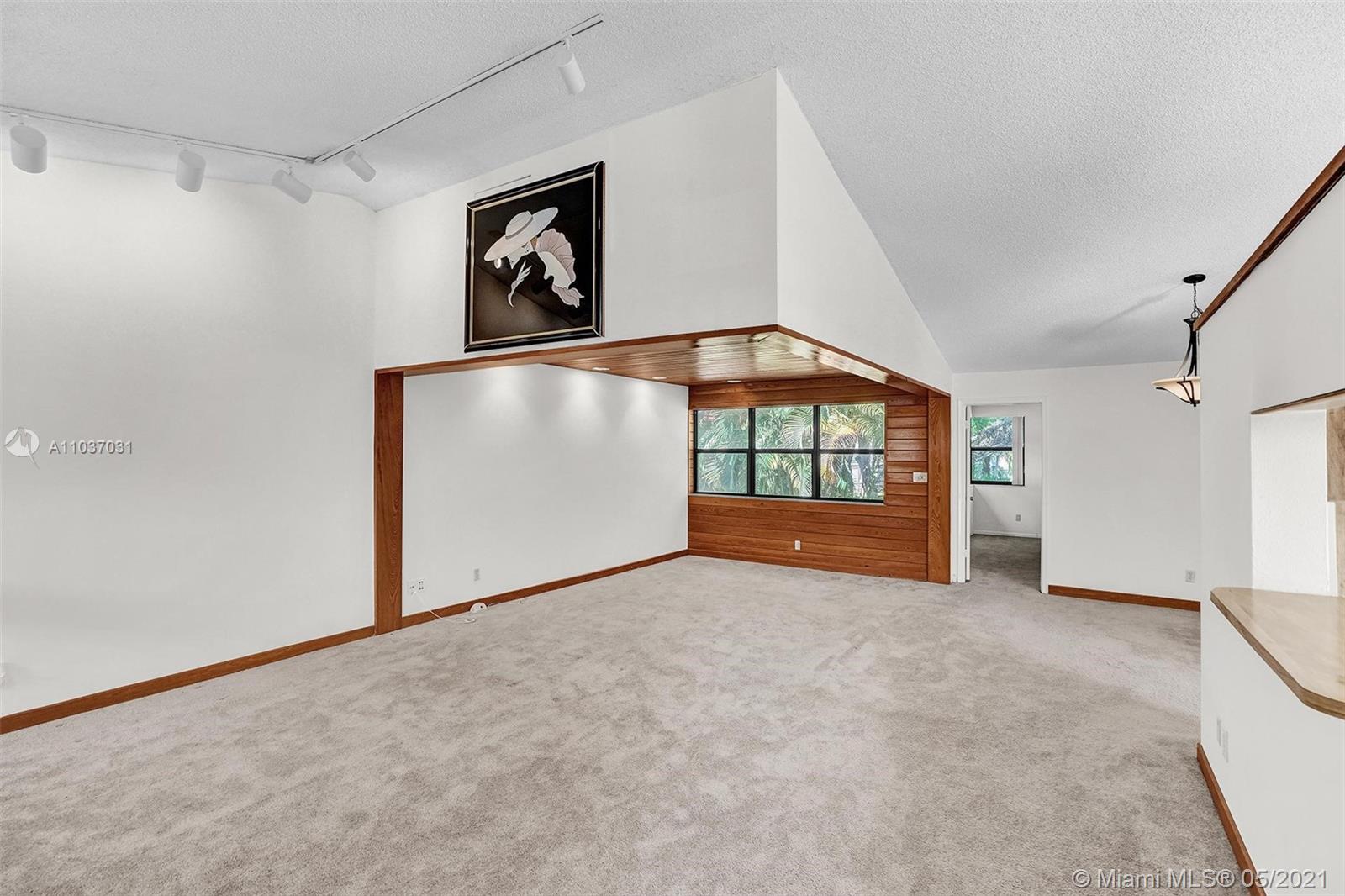 339 Ives Dairy Road, Unit 393 Miami, FL 33179 - Photo 19 of 49