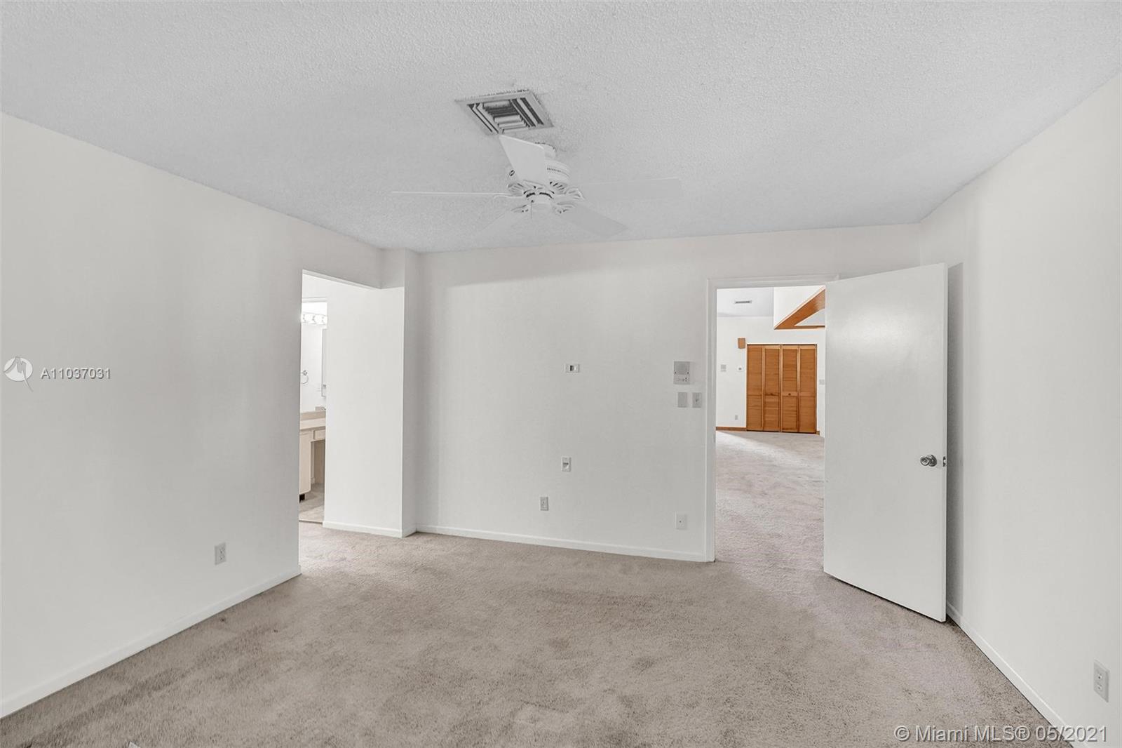 339 Ives Dairy Road, Unit 393 Miami, FL 33179 - Photo 35 of 49