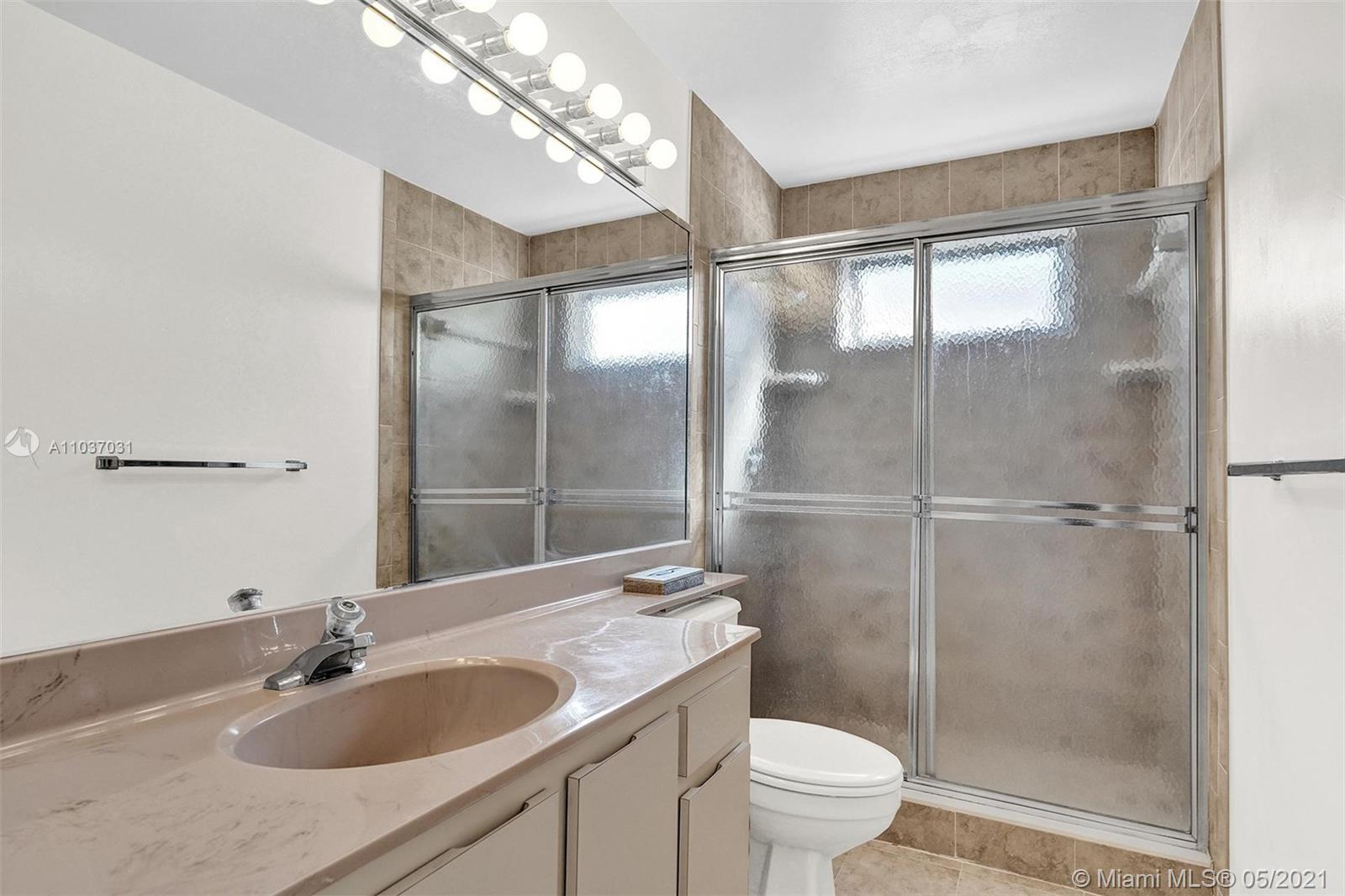 339 Ives Dairy Road, Unit 393 Miami, FL 33179 - Photo 43 of 49
