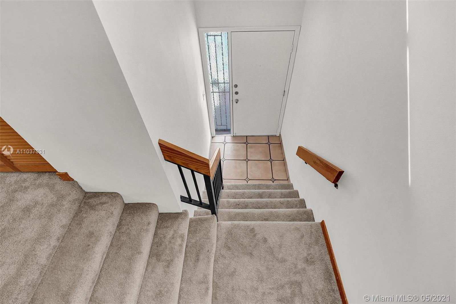 339 Ives Dairy Road, Unit 393 Miami, FL 33179 - Photo 9 of 49