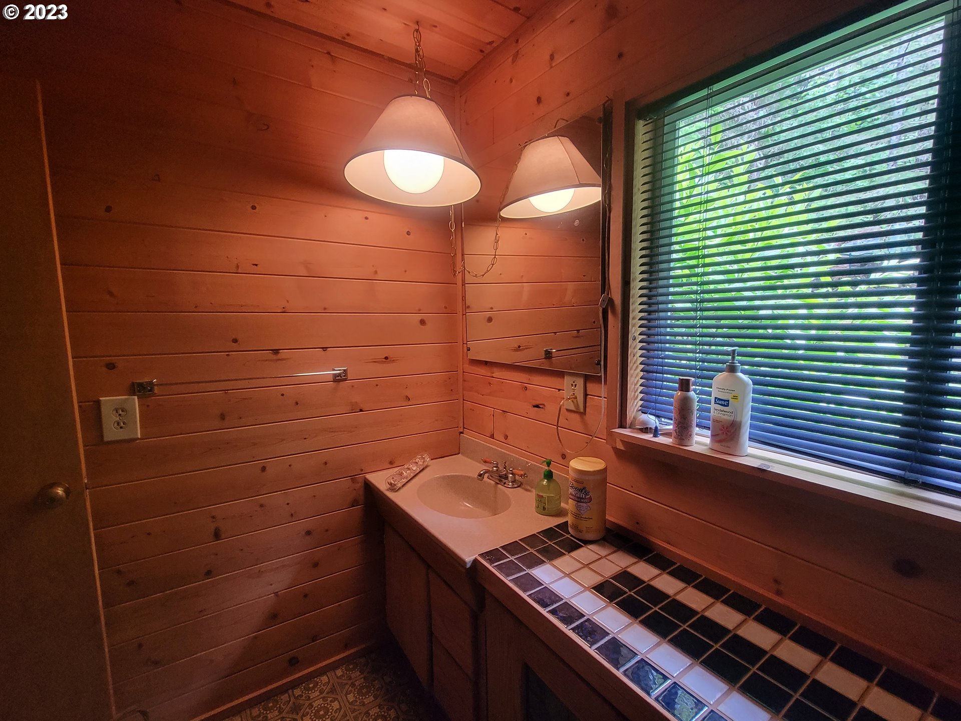 11565 Tyee Road Umpqua, OR 97486 - Photo 15 of 32 Gallery Image 15