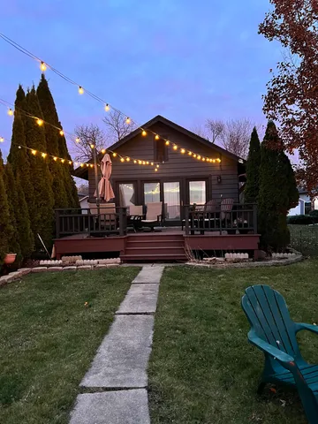 $435,000 | 2927 Sunset Point Lane, Oshkosh, WI 54904