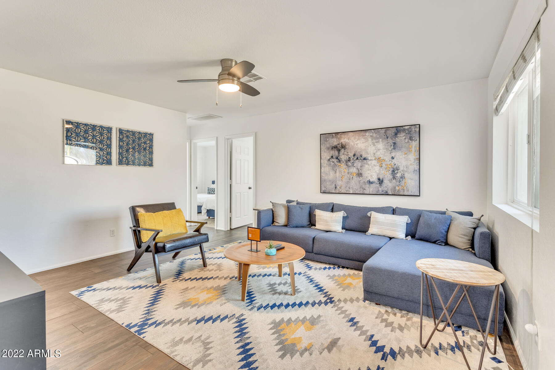 6110 East Spring Road Scottsdale, AZ 85254 - Photo 10 of 37 Living Room