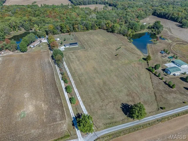 $499,900 | 7009 Hydrangea Road, Coulterville, IL 62237