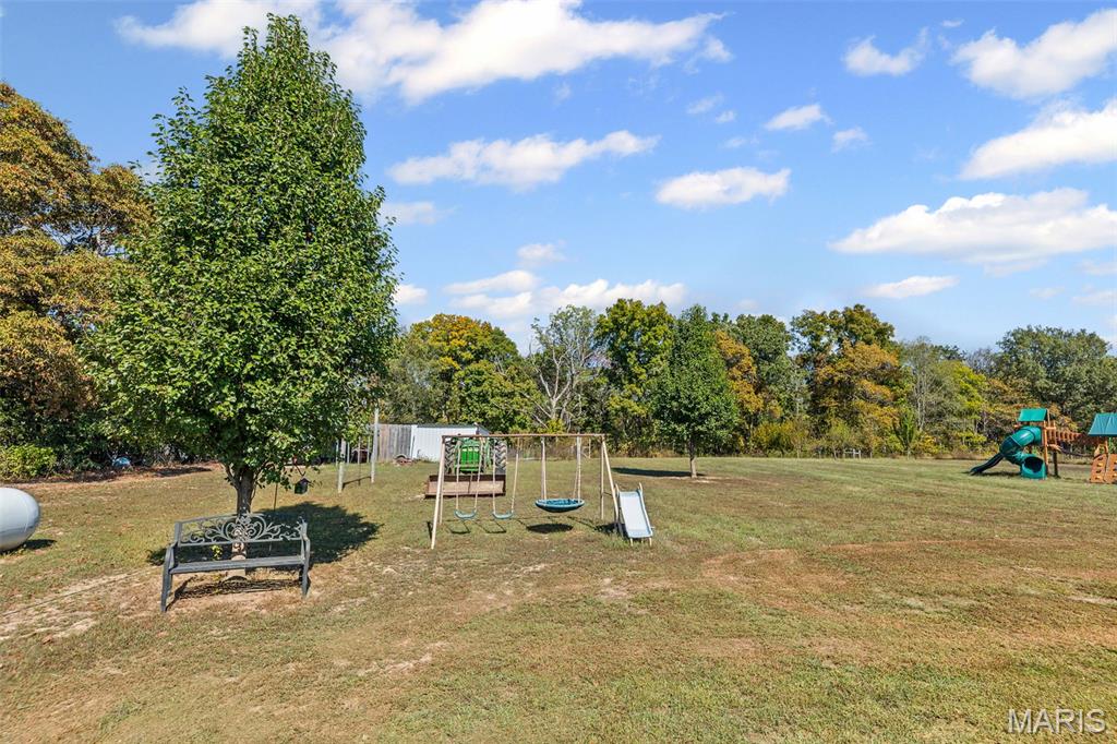 7009 Hydrangea Road Coulterville, IL 62237 - Photo 45 of 51