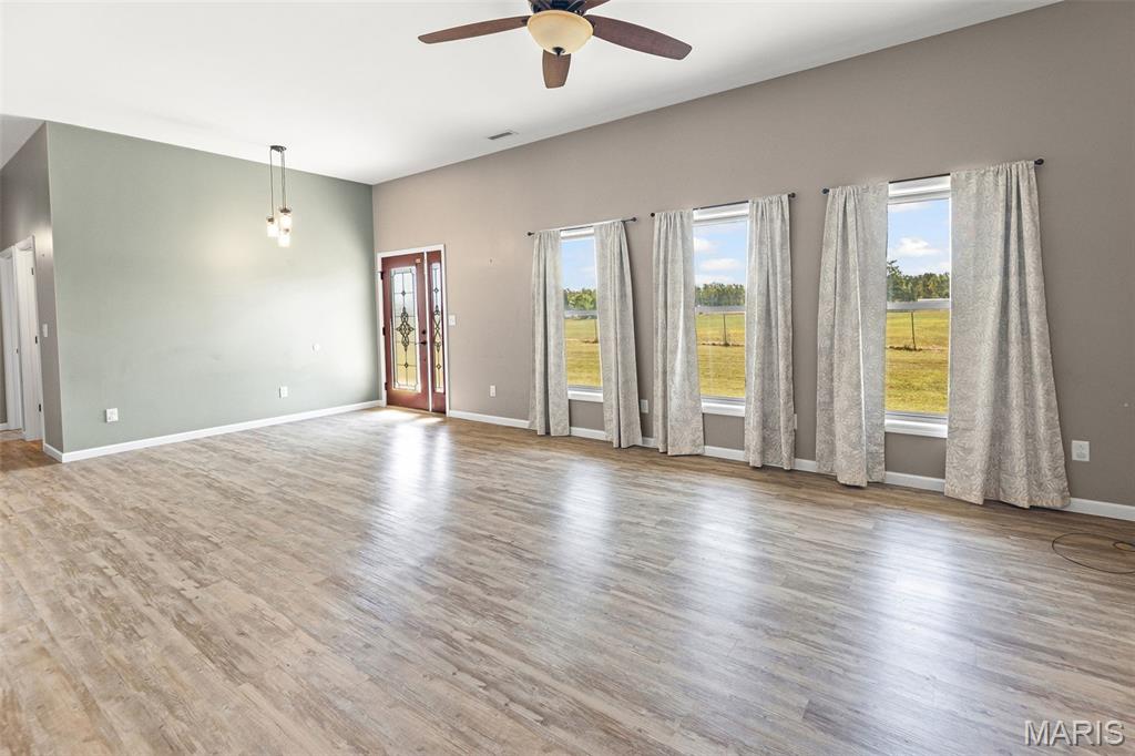 7009 Hydrangea Road Coulterville, IL 62237 - Photo 8 of 51