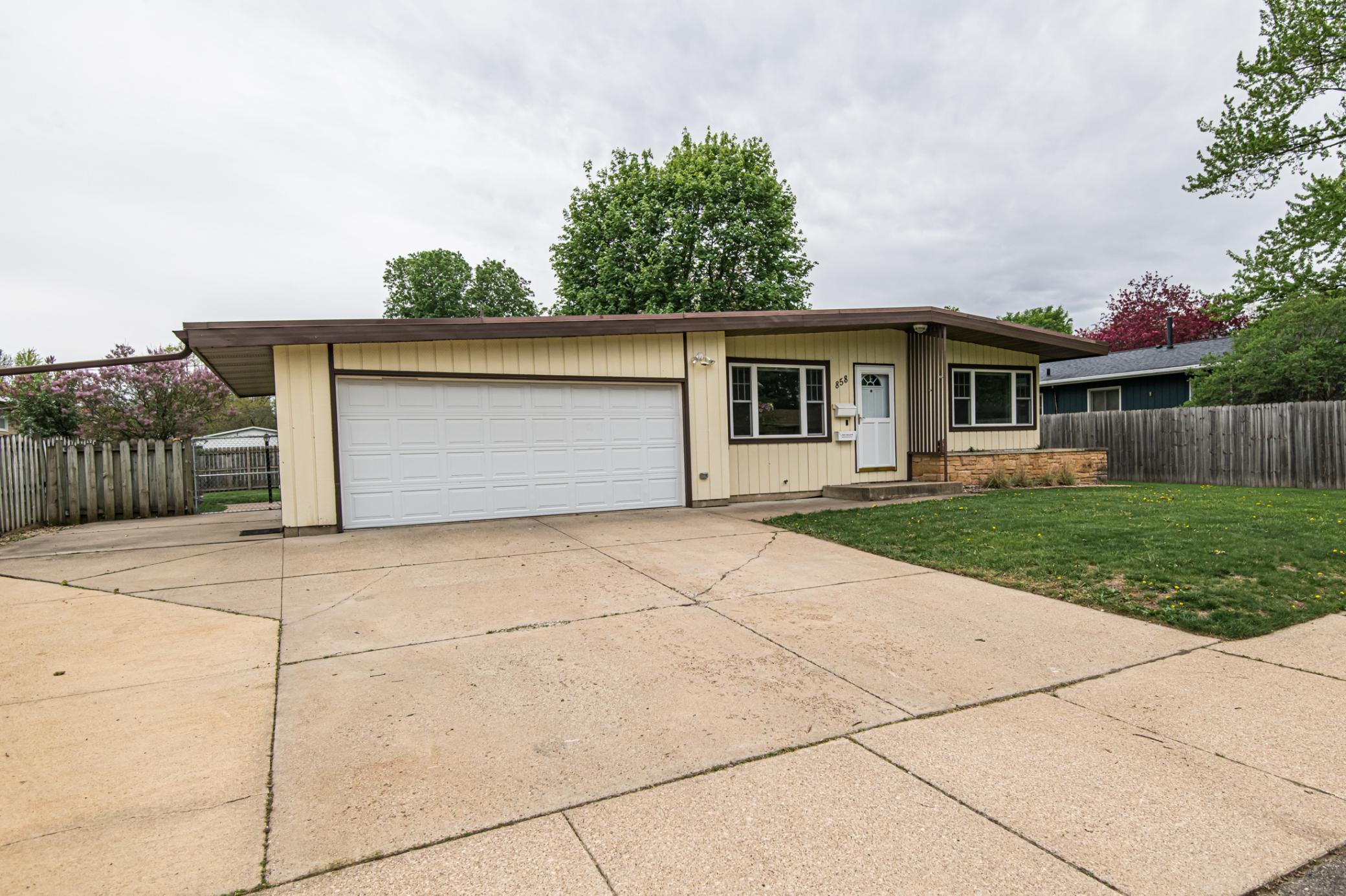 858 13 1/2 Street Southeast Rochester, MN 55904 - Photo 1 of 1 Gallery Image 1