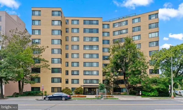 $225,000 | 5410 Connecticut Avenue Northwest, Unit 403, Washington, DC 20015