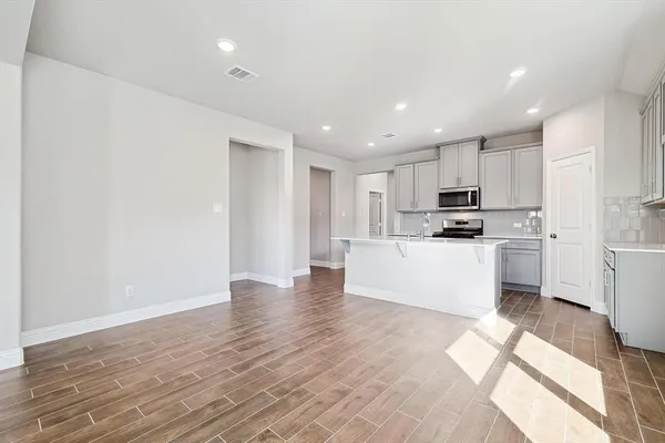 $2,395 | 405 Portina Drive, Anna, TX 75409