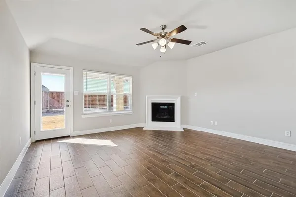 $2,395 | 405 Portina Drive, Anna, TX 75409