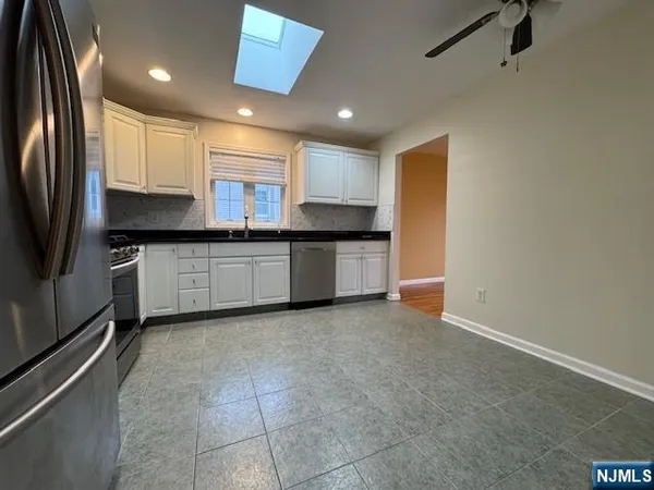 $3,400 | 106 East Madison Avenue, Dumont, NJ 07628