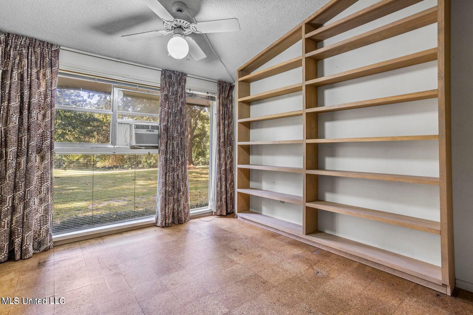 13821 Paraiso Road Ocean Springs, MS 39564 - Photo 20 of 35 20230825124744697766000000-o