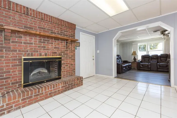 $434,900 | 4102 West Fairview Heights, Tampa, FL 33616