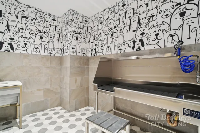 $3,900,000 | 218 West 103rd Street, Unit PHA | Upper West Side