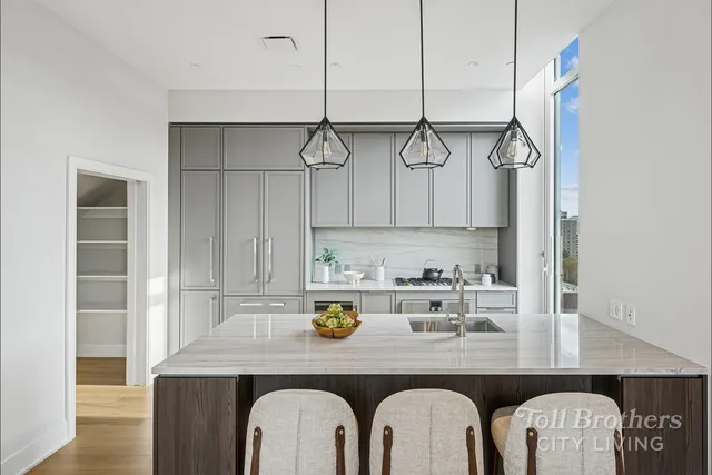 $3,900,000 | 218 West 103rd Street, Unit PHA | Upper West Side