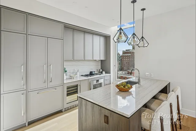 $3,900,000 | 218 West 103rd Street, Unit PHA | Upper West Side