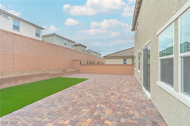 $710,000 | 3765 Osiris Avenue, Henderson, NV 89044