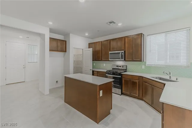 $710,000 | 3765 Osiris Avenue, Henderson, NV 89044