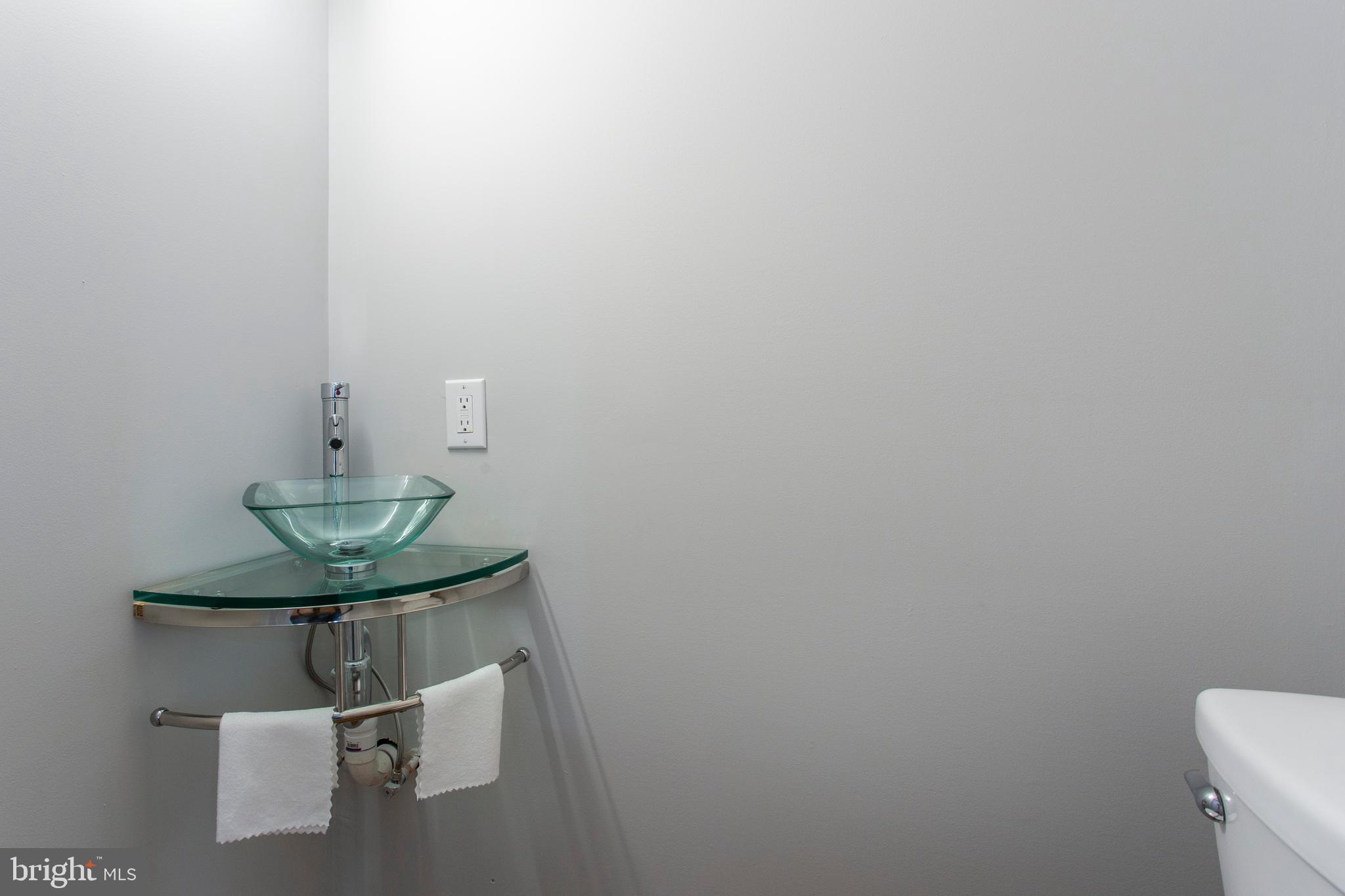 2214 Tasker Street Philadelphia, PA 19145 - Photo 16 of 33 Gallery Image 16