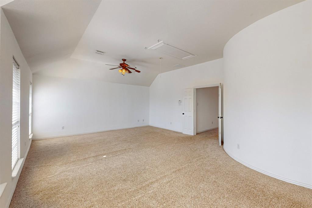 8609 Rugby Road Irving, TX 75063 - Photo 20 of 37