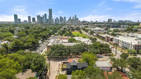 $1,150,000 | 2202 Santa Rita Street, Austin, TX 78702