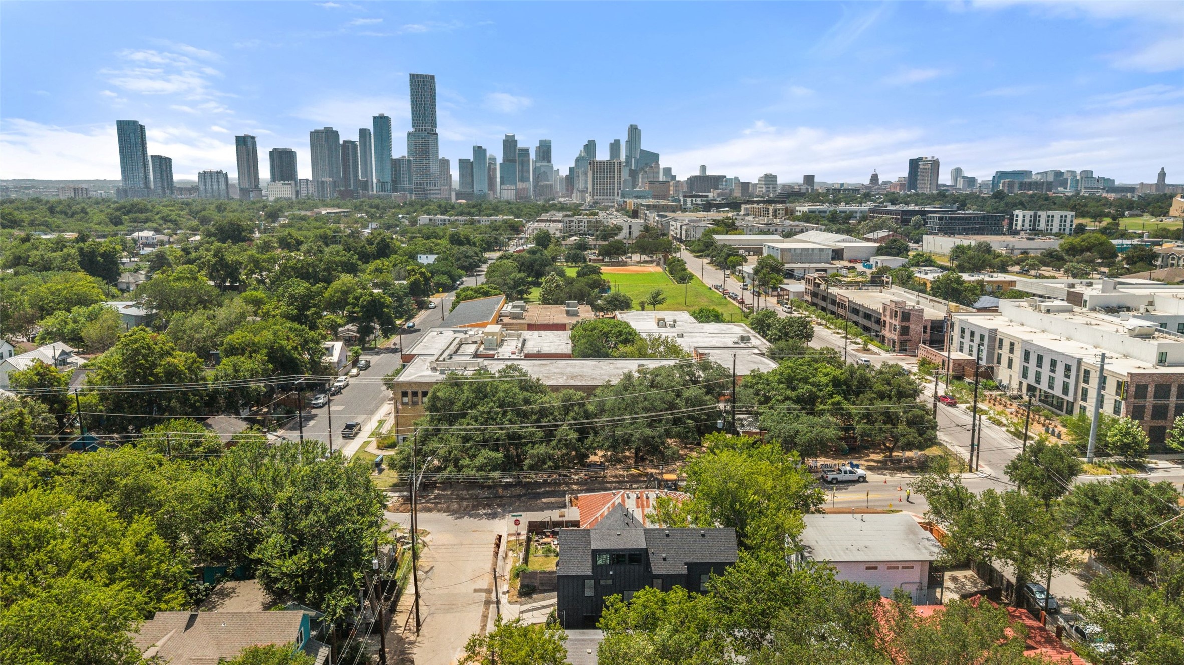2202 Santa Rita Street Austin, TX 78702 - Photo 2 of 40 Aerial photo showing proximity to Downtown Austin