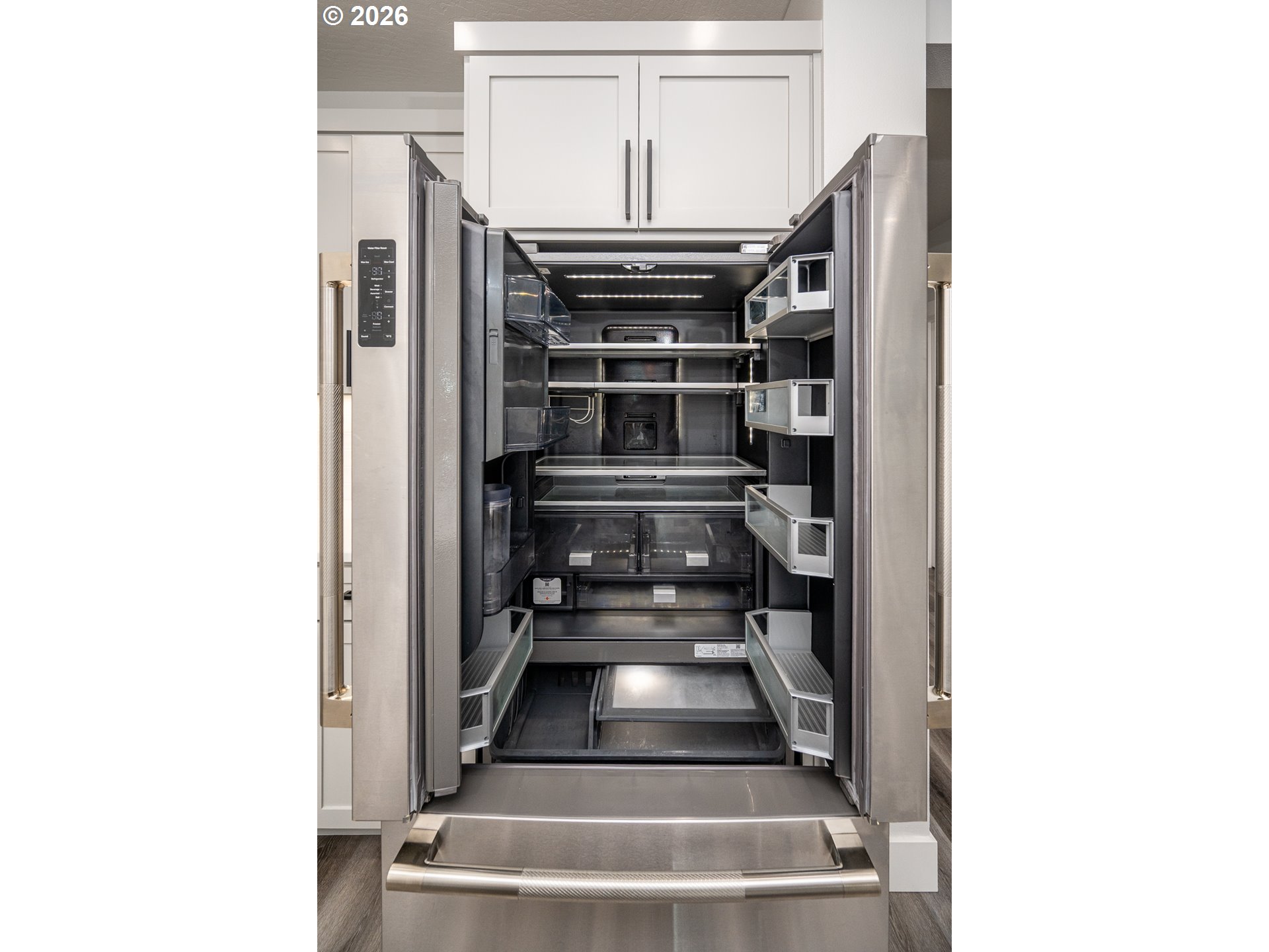 24678 Perkins Road, Unit LOT 26 Veneta, OR 97487 - Photo 16 of 48 a view of entryway