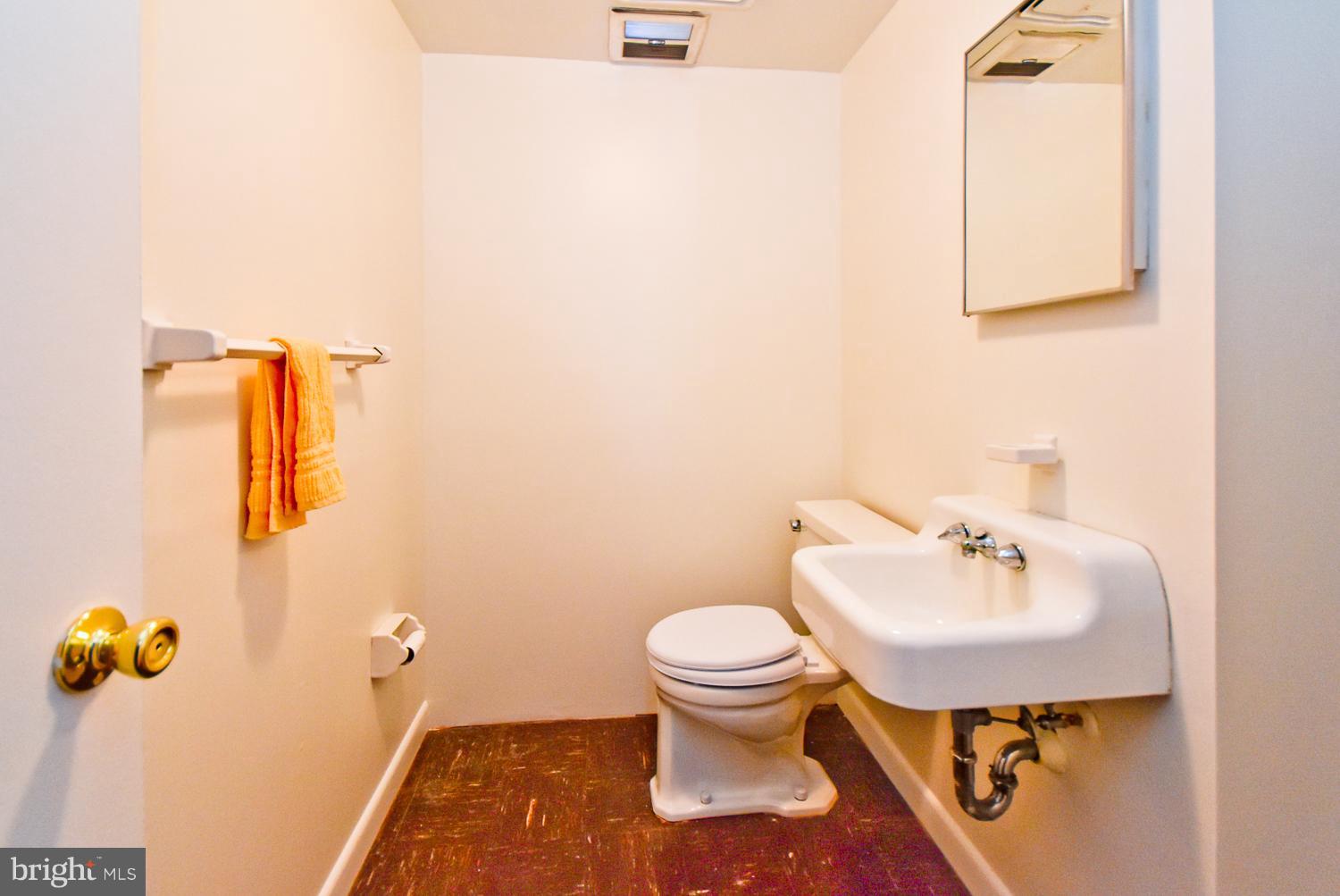 6113 Wheatland Road Baltimore, MD 21228 - Photo 26 of 30 Basement Bathroom