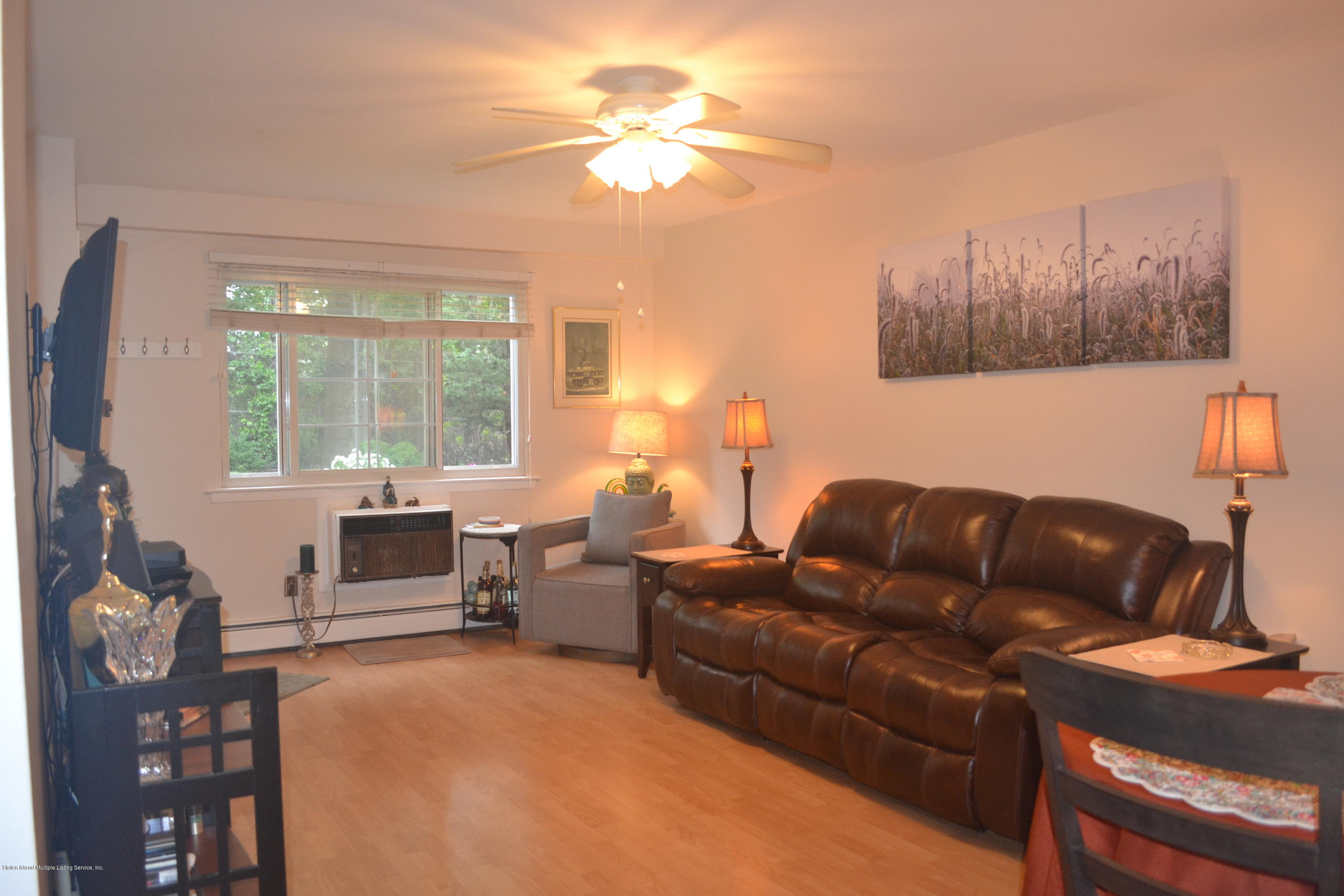 3747 Amboy Road, Unit 3A Staten Island, NY 10308 - Photo 3 of 20 32938A95-1E74-46E4-9AF7-6B782A823234