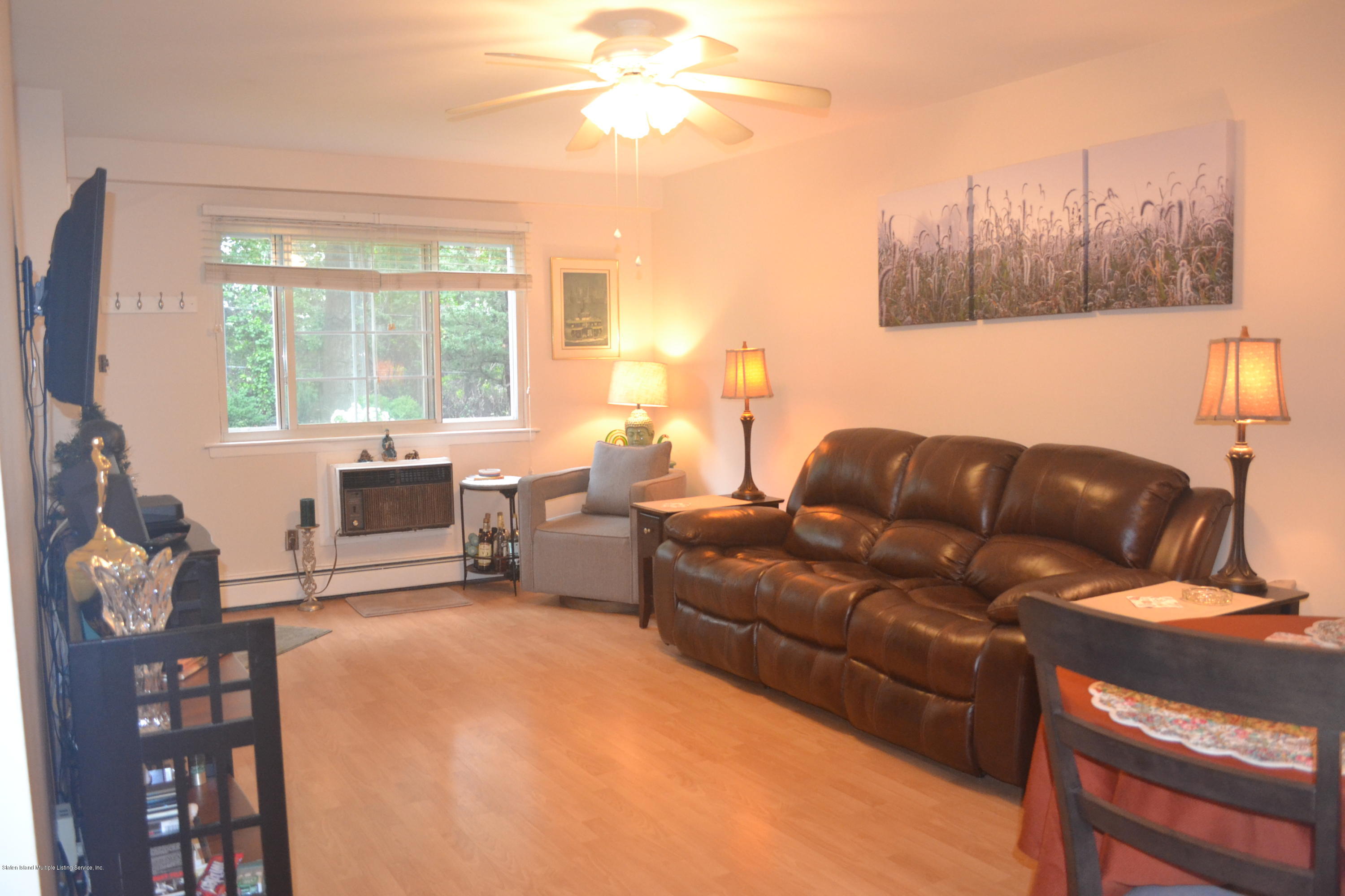 3747 Amboy Road, Unit 3A Staten Island, NY 10308 - Photo 5 of 20 33A76028-2F2D-4F5E-8C58-4D2E956CD5A4