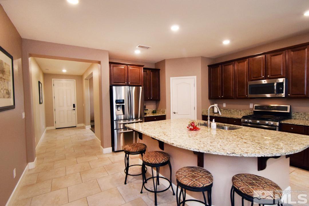 440 Apulia Court Reno, NV 89506 - Photo 4 of 29 Photo 4