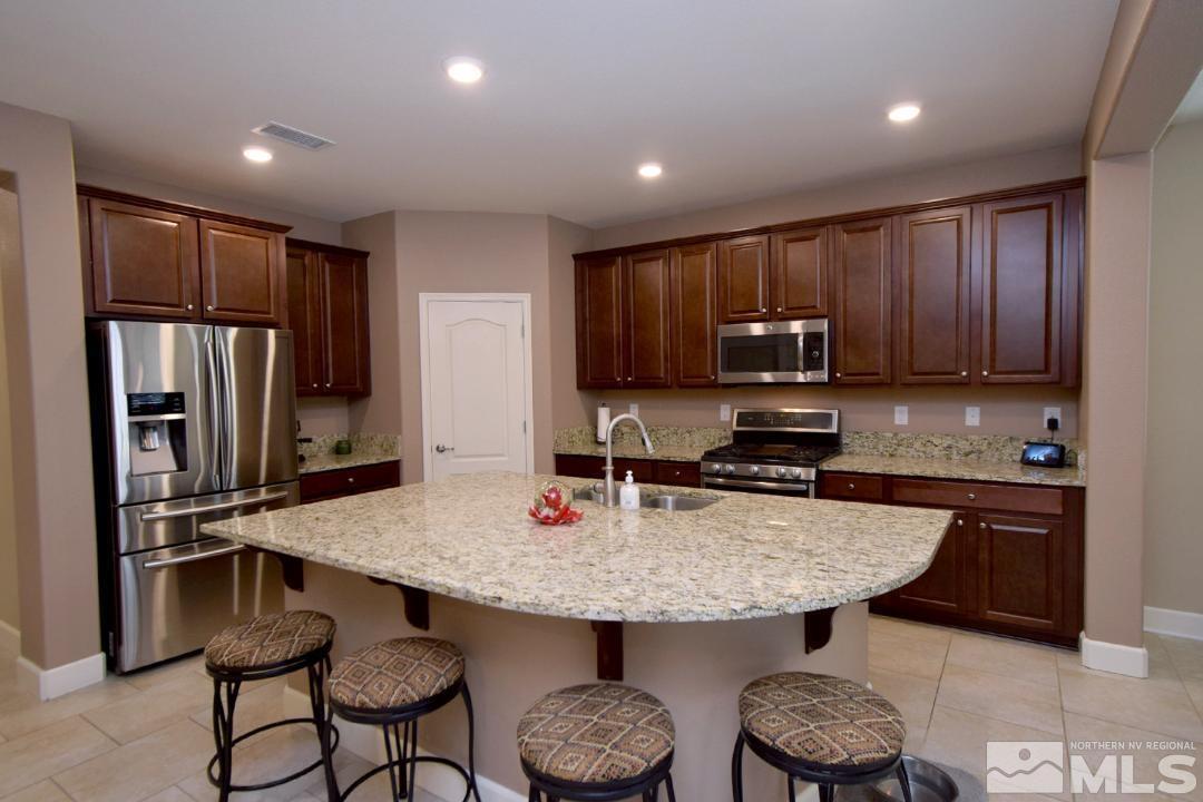 440 Apulia Court Reno, NV 89506 - Photo 5 of 29 Photo 5