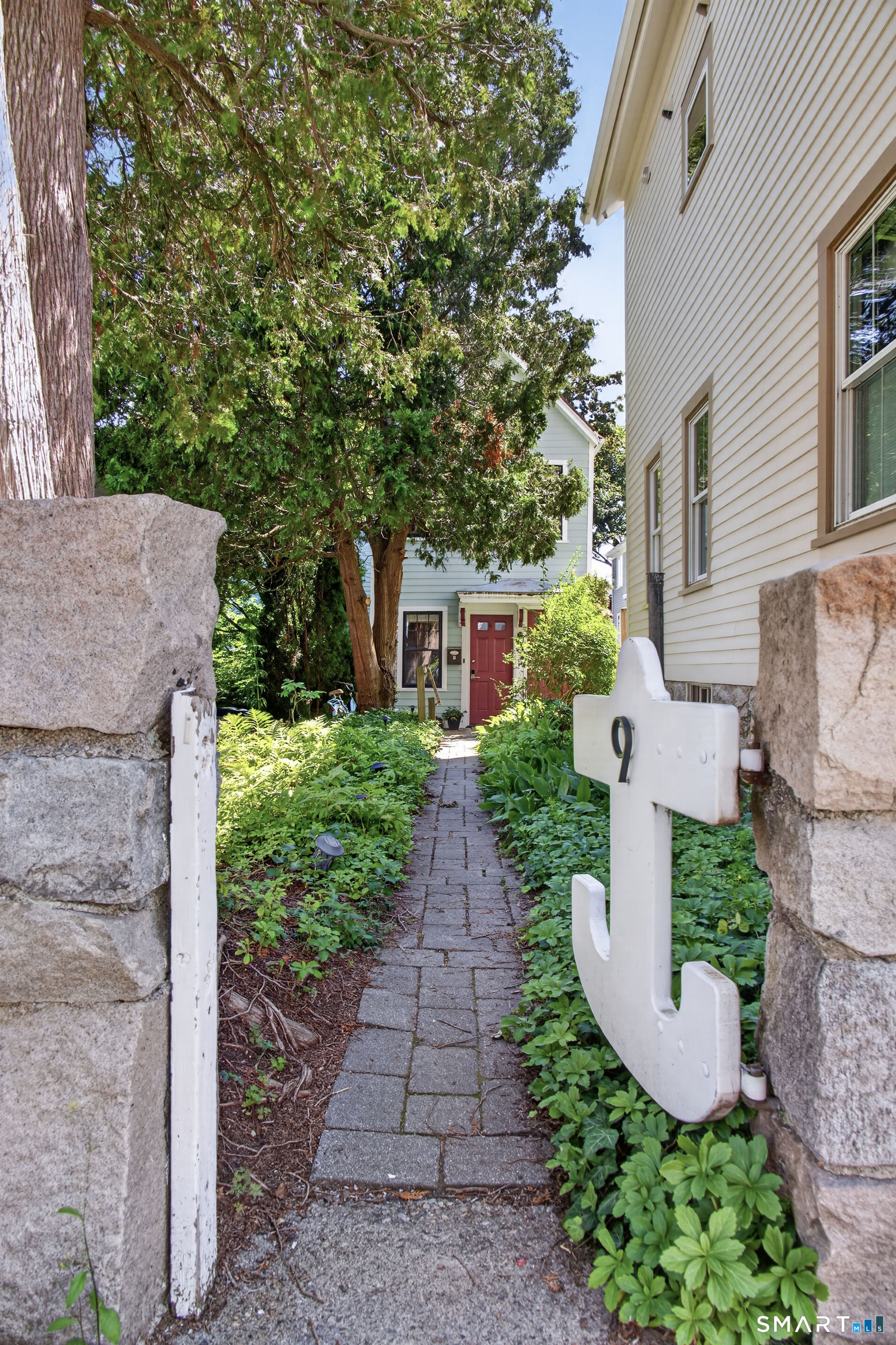 9 Cliff Street Stonington, CT 06378 - Photo 1 of 36