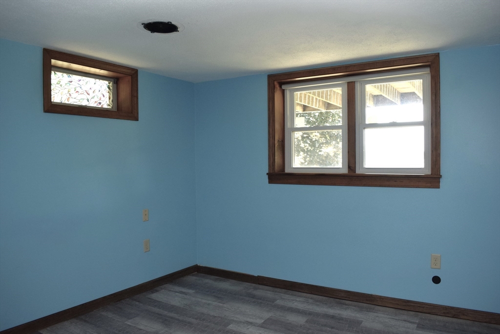 18 Holts Point Road Sandown, NH 03873 - Photo 27 of 34 an empty room with a window