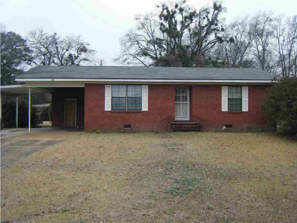 103 Graham Street Carthage, MS 39051 - Photo 1 of 10 Front view