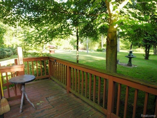 7765 Kendall Road Columbus, MI 48063 - Photo 9 of 20 9 deck