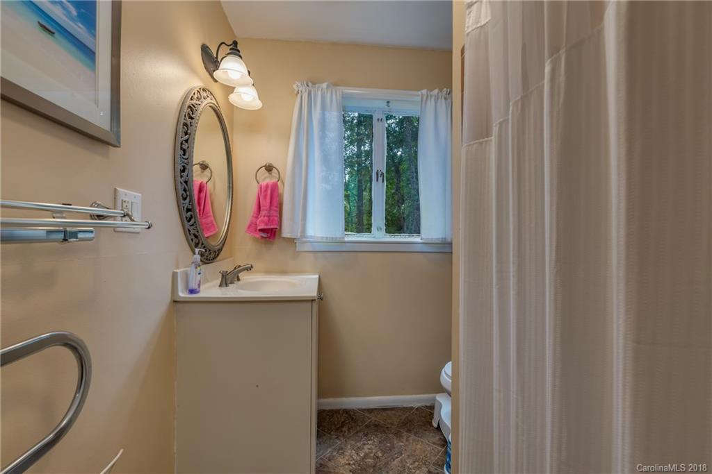 110 Hillside Court Tryon, NC 28782 - Photo 14 of 28